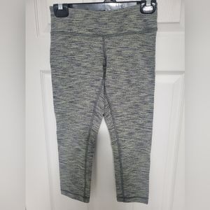 🥳 Lululemon Cropped Leggings